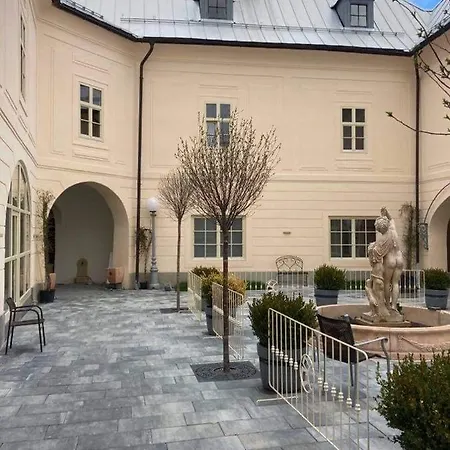 Apartamento Pod Starým Zámkom